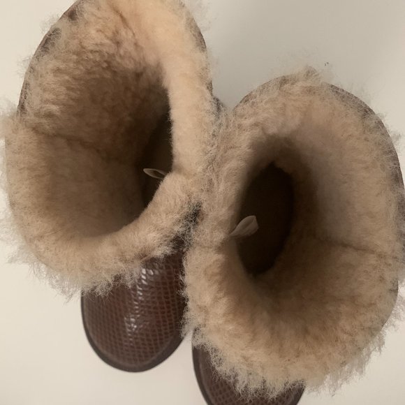 Emu Australia Sheep Skin Boots in Chestnut/Brown - Picture 4 of 7